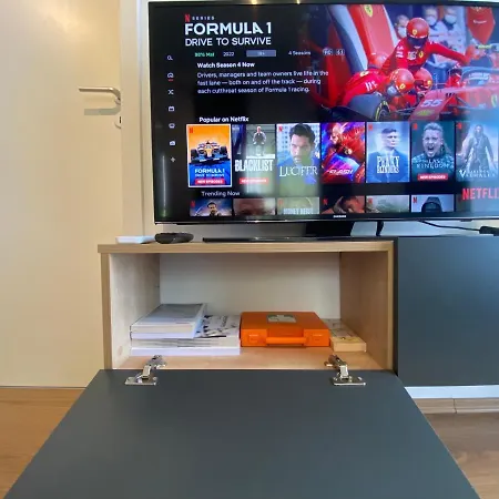 דירה Cozy Apt In Mangalem21 Wifi/ac/netflix טיראנה